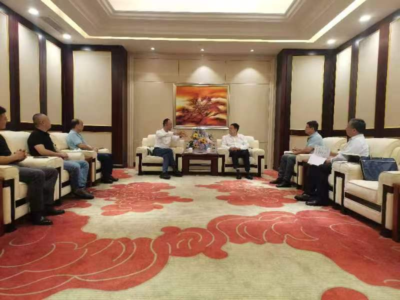 河北省冀交能源公司參加2024全國交通能源科技與產(chǎn)業(yè)創(chuàng)新大會暨首屆電氣化公路技術(shù)發(fā)展論壇并作專題報告